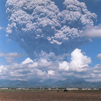 Pinatubo-ashcloud