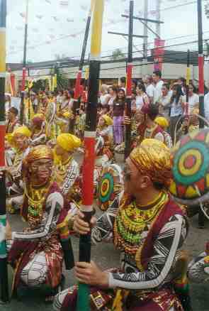 Cebu_Sinulog2001-3
